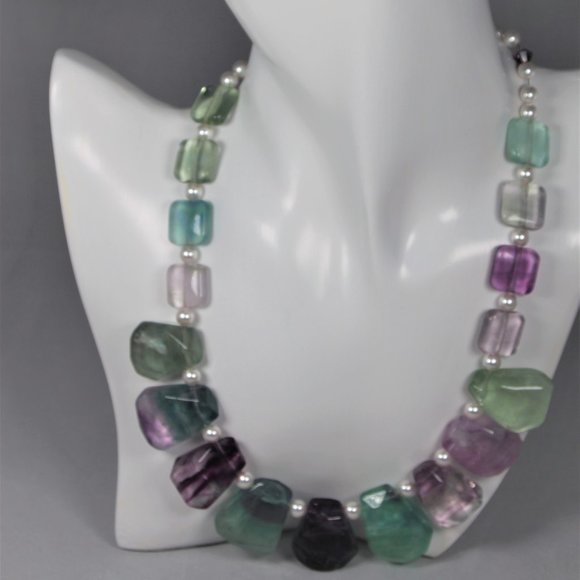 Flourite and Pearls Necklace - Picture 2 of 3